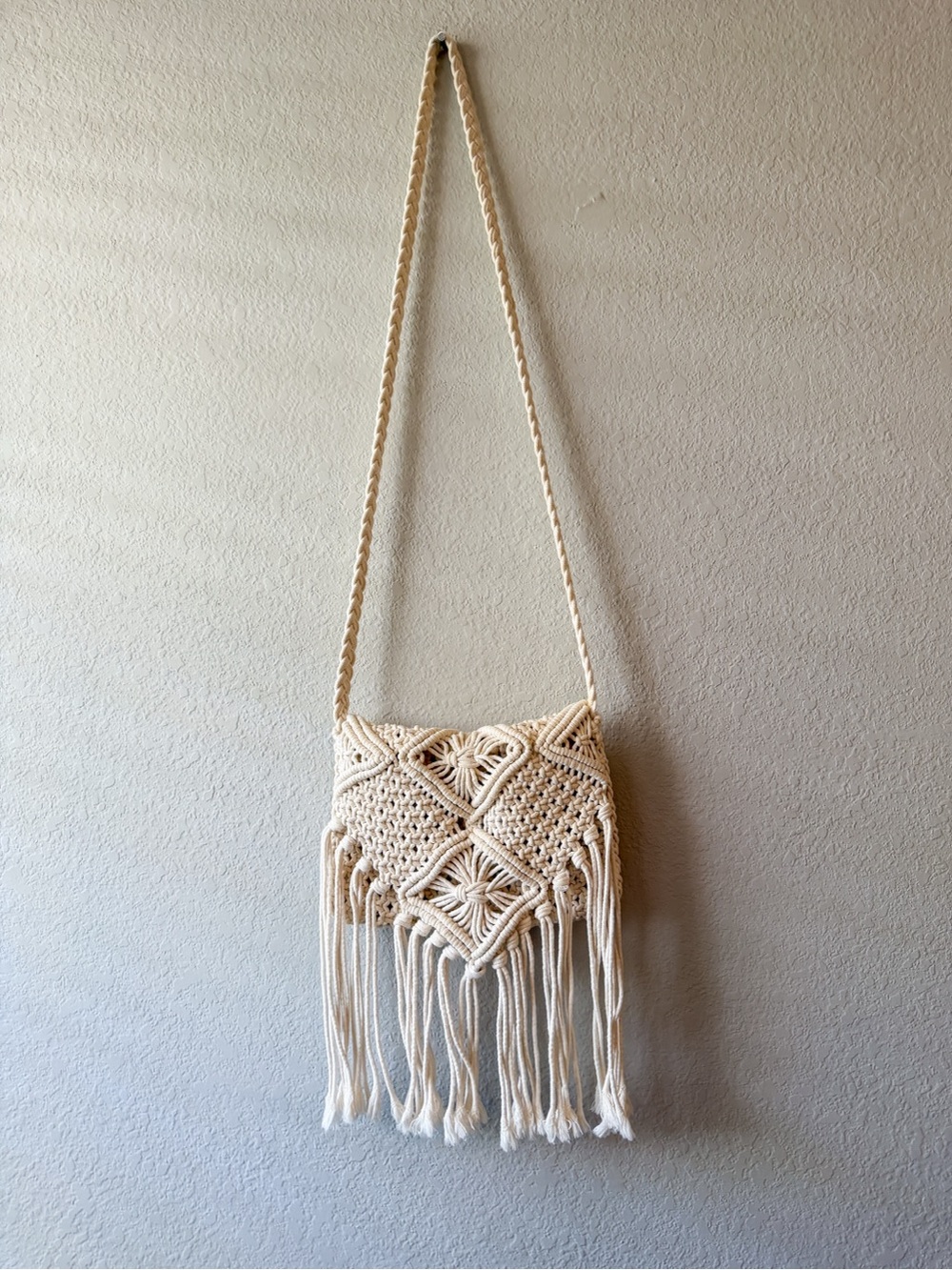 Mossimo Boho Macramé Fringe Crossbody Bag in Cream